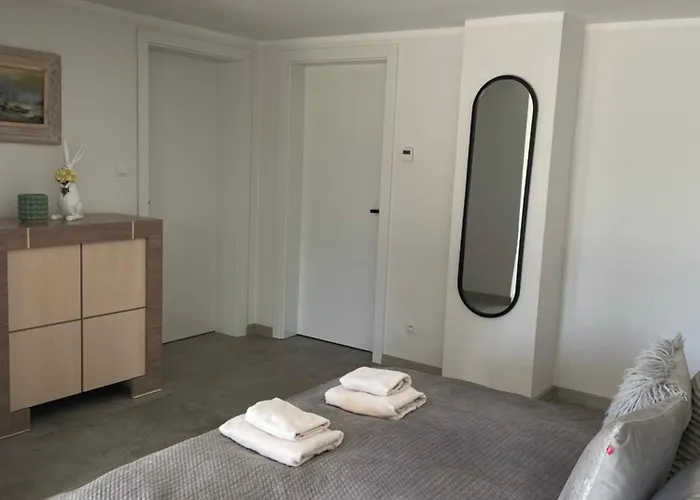 Malinowe Wzgorze Lägenhet