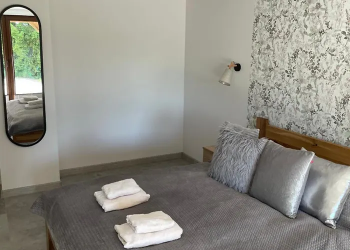 Malinowe Wzgorze Lägenhet Krzeszna